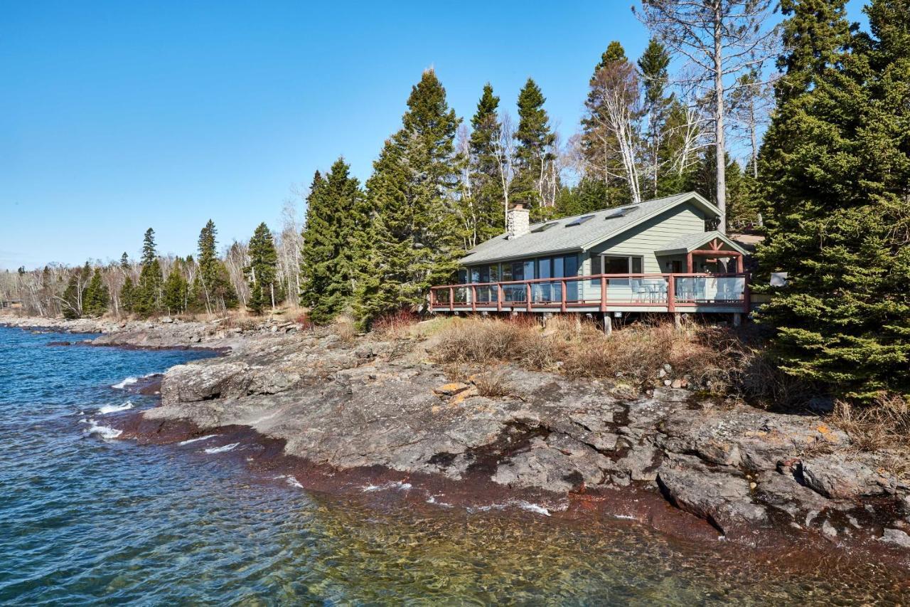 Reflections Cabin On Lake Superior - Near Lutsen Schroeder Exterior photo