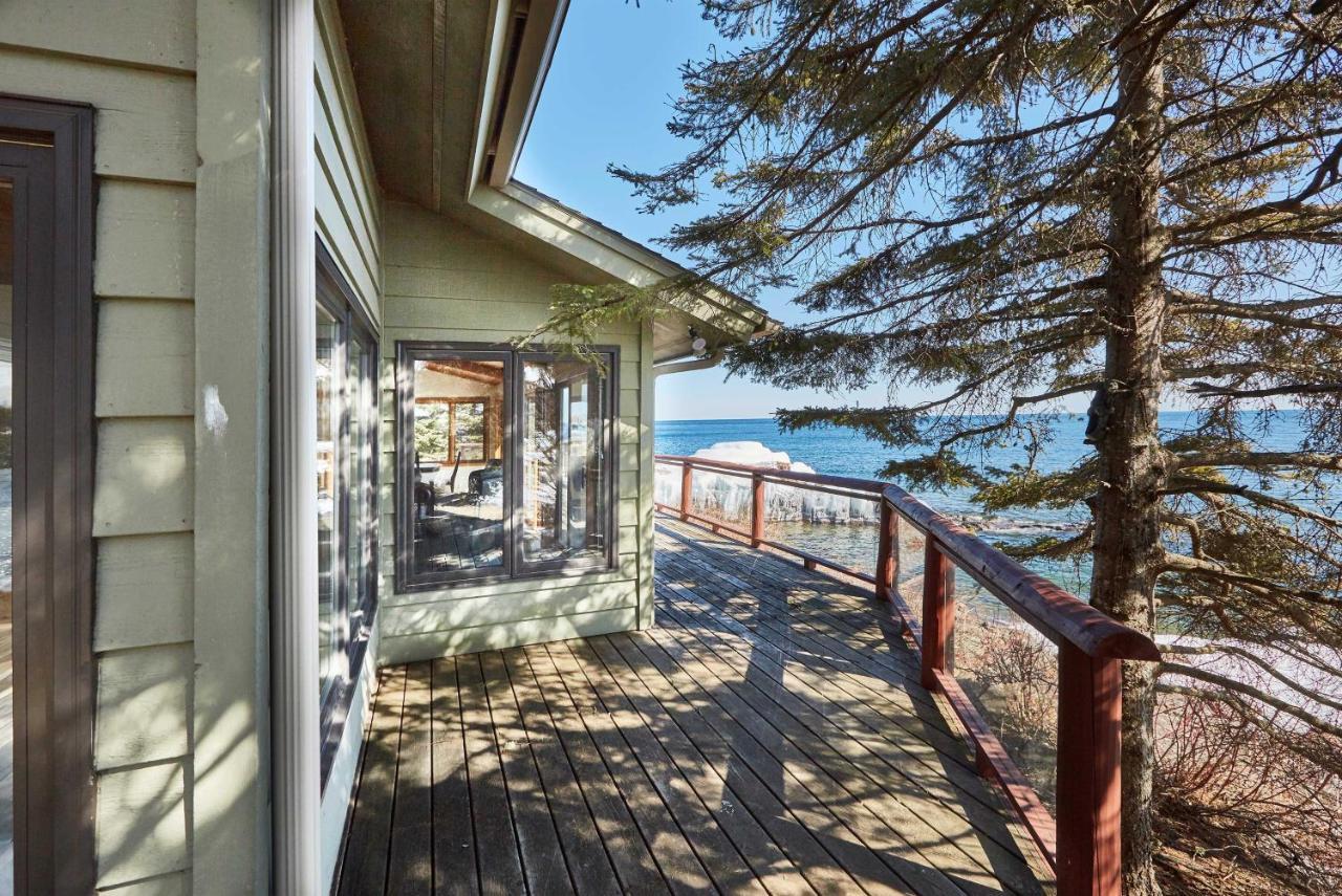 Reflections Cabin On Lake Superior - Near Lutsen Schroeder Exterior photo